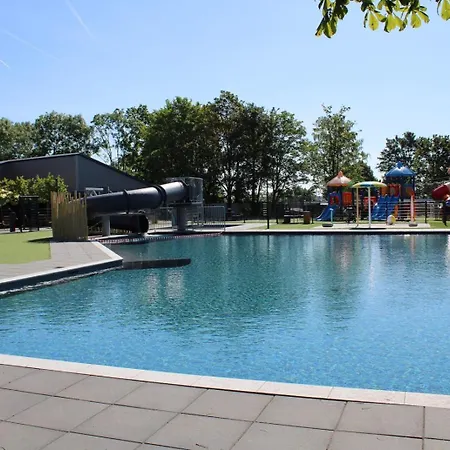 Type Boslodge 4 Persons Resort Lathum